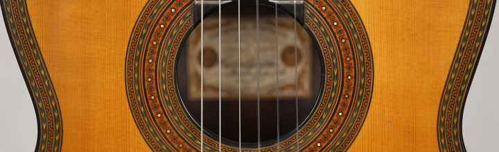 Elegant 1927 Simplicio guitar